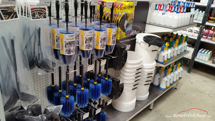 Magasin RenoPolishAuto vente de produits automobiles Detailing Nantes
