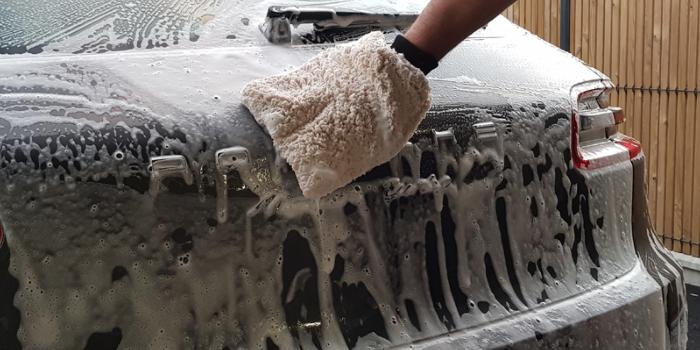 Gant lavage shampoing voiture Porsche Macan Noir