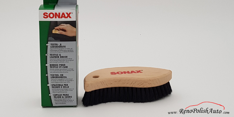 Brosse-Sonax-bois-cuir-et-textile