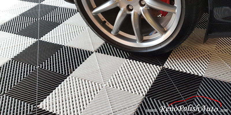 Dalle de garage noire Damier Squarefloor